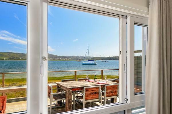 On The Water - Thesen Apartment Knysna Exterior foto